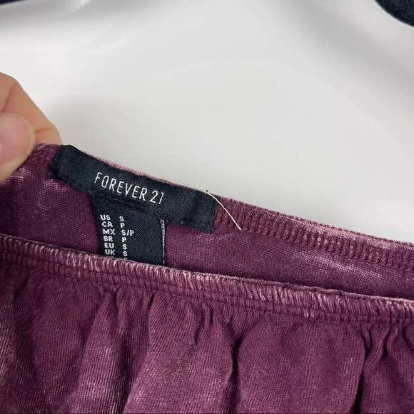 Forever 21 Burgundy Bleach Wash Ruffle Off the Shoulder Body Suit Size Small - Picture 5 of 6